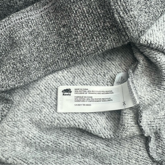 Roots Small Grey Crewneck Sweatshirt Cozy Pullover Beaver Logo Casual Athleisure - Picture 6 of 8